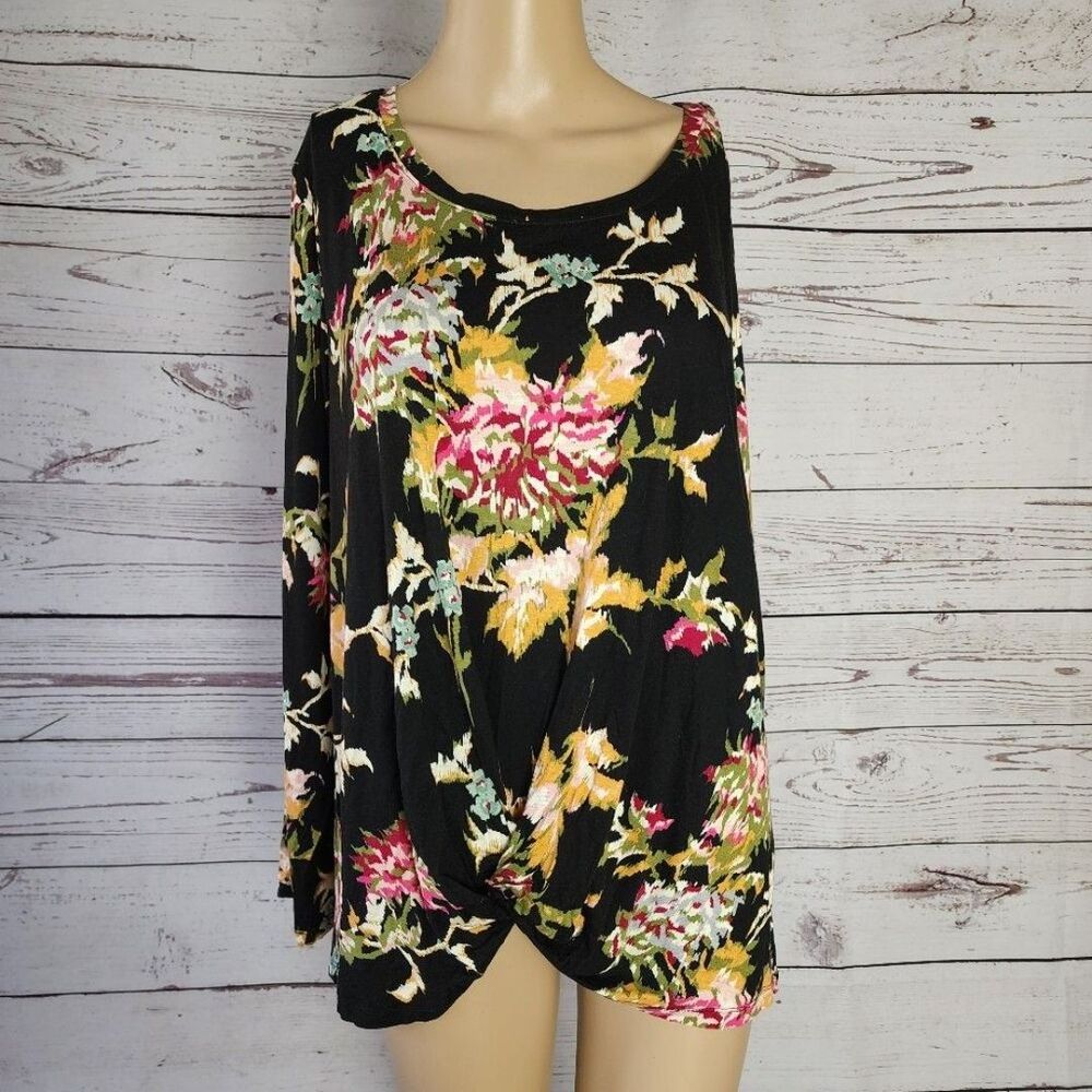 Style & Co Black Floral Twist Front Long Sleeve Knit Blouse - Plus Size 1X NWT